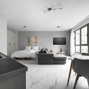 Avenue, Nilie Hospitality Mgmt Daire